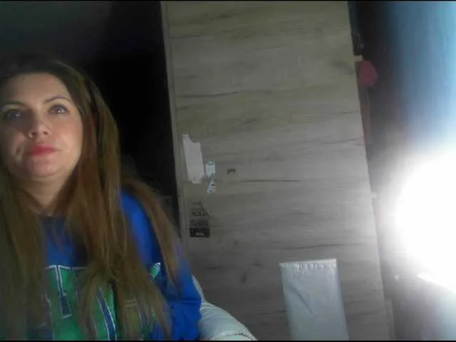 Live sex webcam photo for YourDesire36 #272815679
