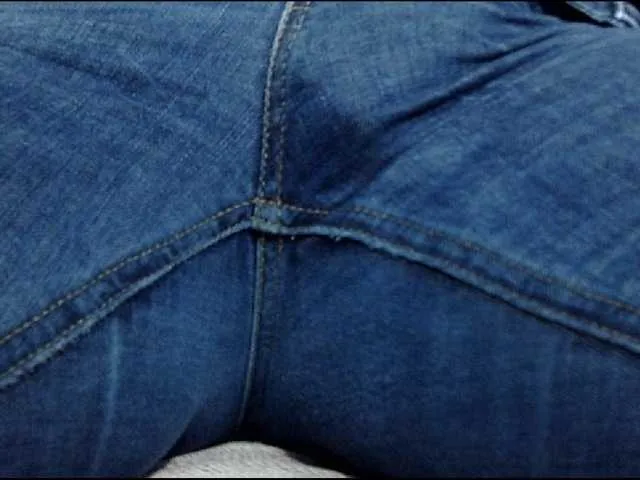 Live sex webcam photo for YourDesire36 #273618726