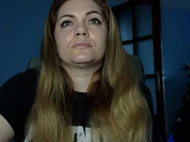 Live sex webcam photo for YourDesire36 #273981728