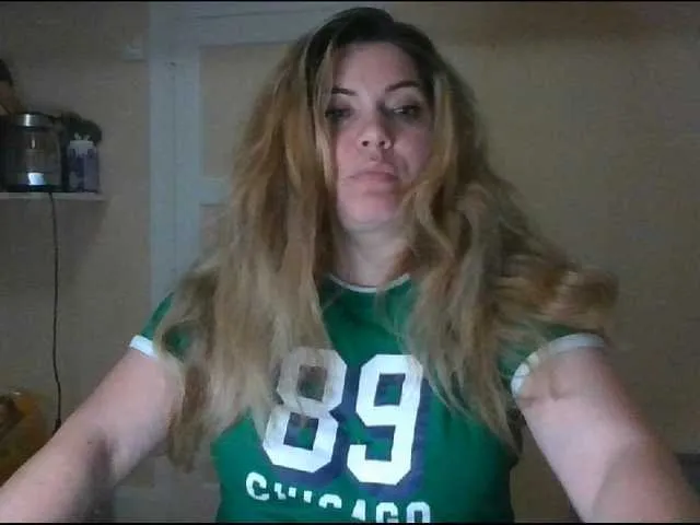 Live sex webcam photo for YourDesire36 #275897251