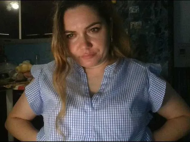 Live sex webcam photo for YourDesire36 #275993895
