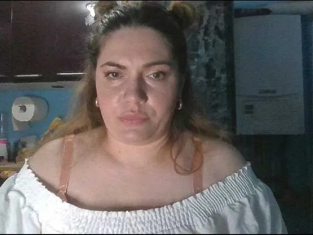Live sex webcam photo for YourDesire36 #276006132