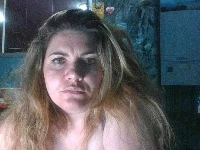 Live sex webcam photo for YourDesire36 #276118483