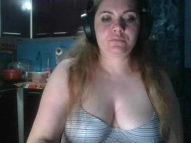 Live sex webcam photo for YourDesire36 #276126531