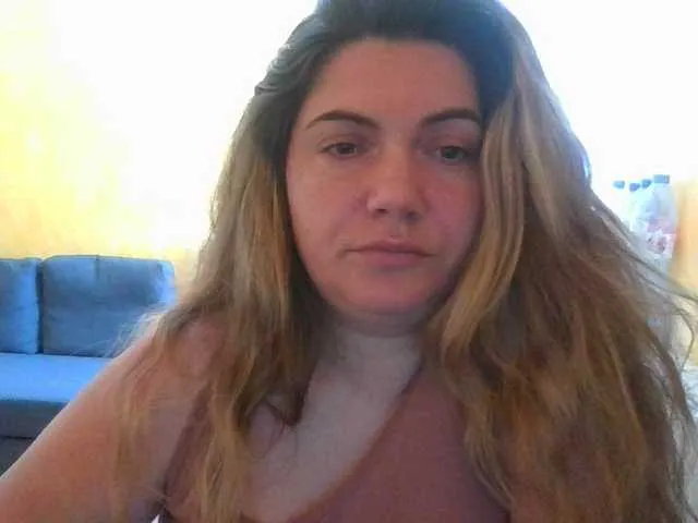Live sex webcam photo for YourDesire36 #276284641