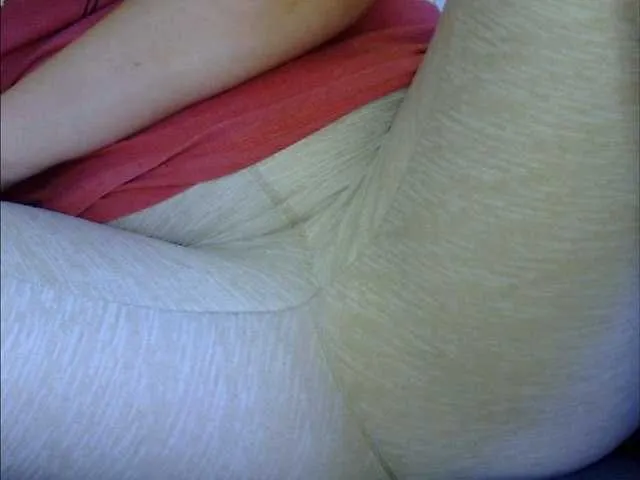 Live sex webcam photo for YourDesire36 #276360792
