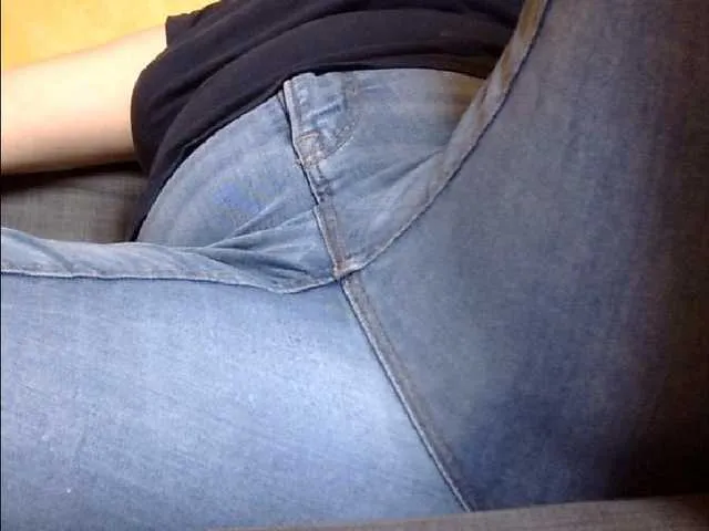 Live sex webcam photo for YourDesire36 #276744565