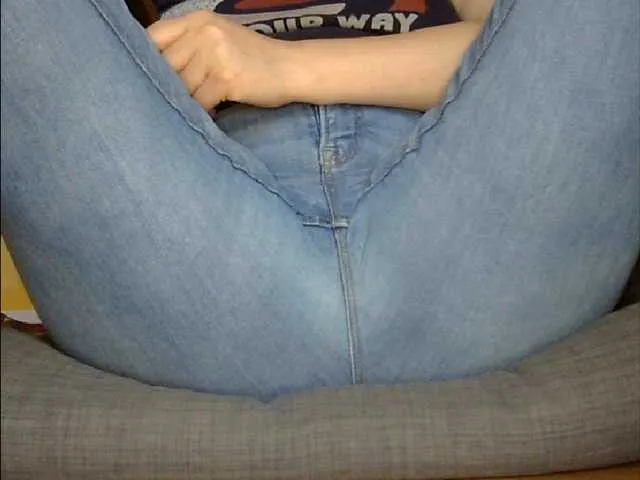 Live sex webcam photo for YourDesire36 #276898739
