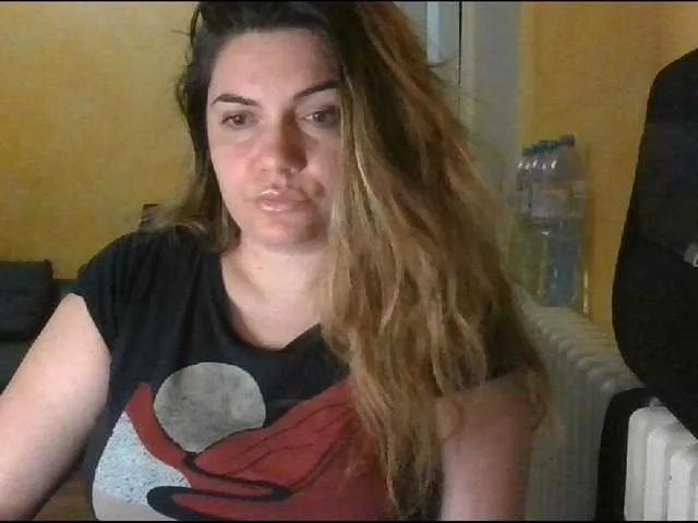 Live sex webcam photo for YourDesire36 #276902704