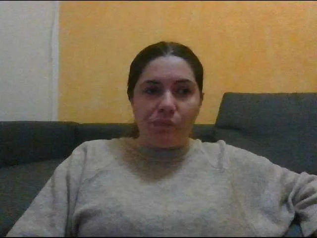 Live sex webcam photo for YourDesire36 #276971875