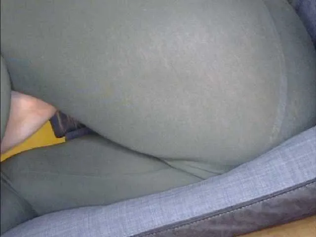 Live sex webcam photo for YourDesire36 #277043203