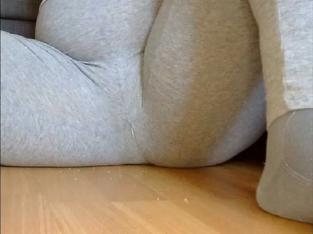 Live sex webcam photo for YourDesire36 #277262125