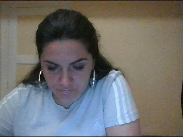 Live sex webcam photo for YourDesire36 #278167827