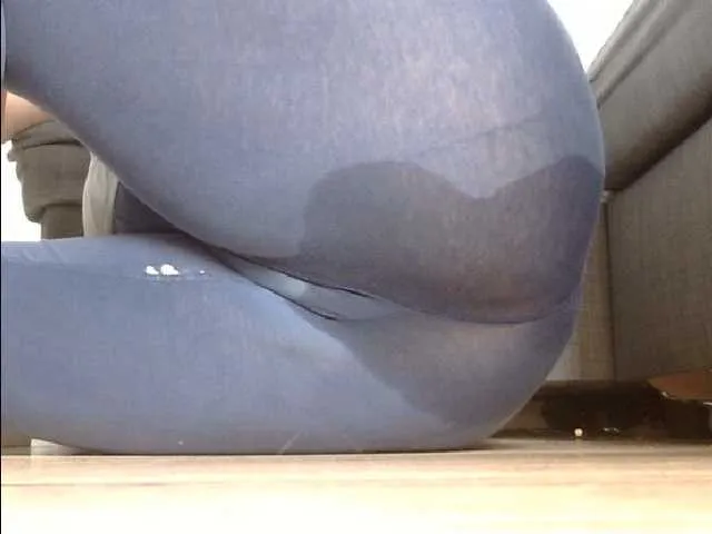 Live sex webcam photo for YourDesire36 #290695691