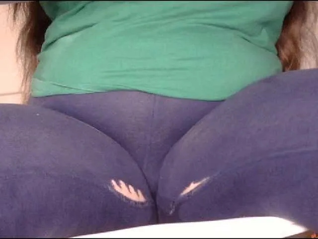 Live sex webcam photo for YourDesire36 #291462328