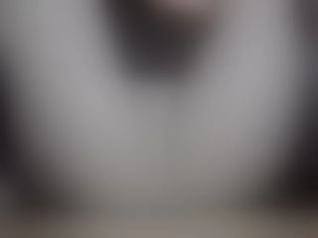 Live sex webcam photo for YourDesire36 #292325045
