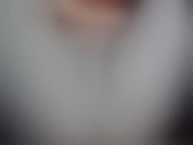 Live sex webcam photo for YourDesire36 #292405104