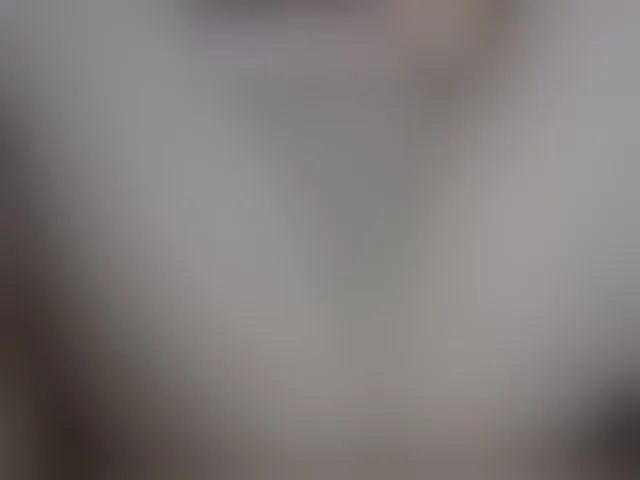 Live sex webcam photo for YourDesire36 #292622441