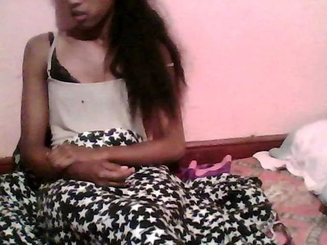 Live sex webcam photo for YourEbonyToy #272512604