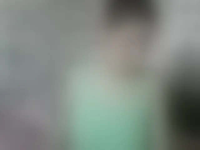 Live sex webcam photo for YourEmilie #292348061