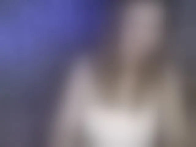 Live sex webcam photo for YourEmilie #293754153