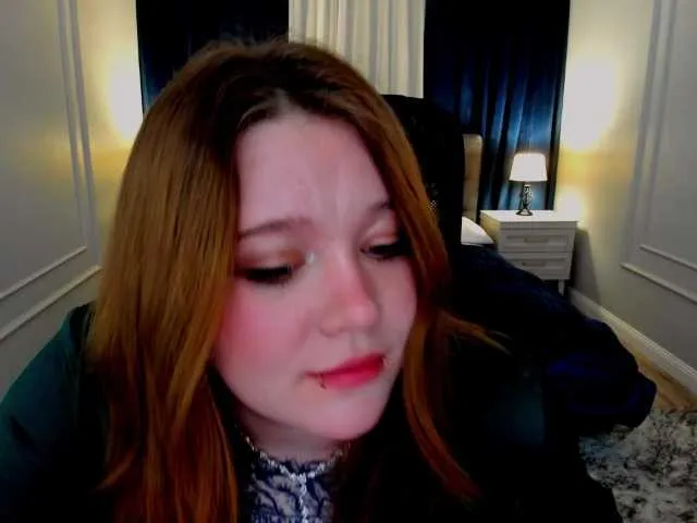 Live sex webcam photo for YourGifta #290341844