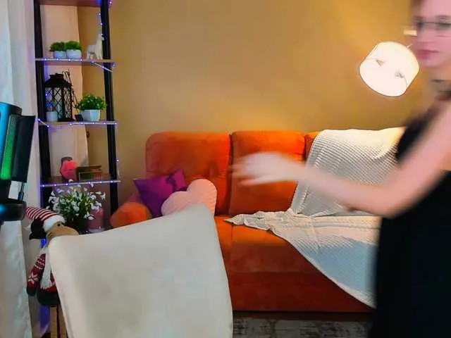 Live sex webcam photo for YourLovellyStory #292336257