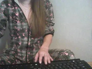 Live sex webcam photo for YourMariya #195532902