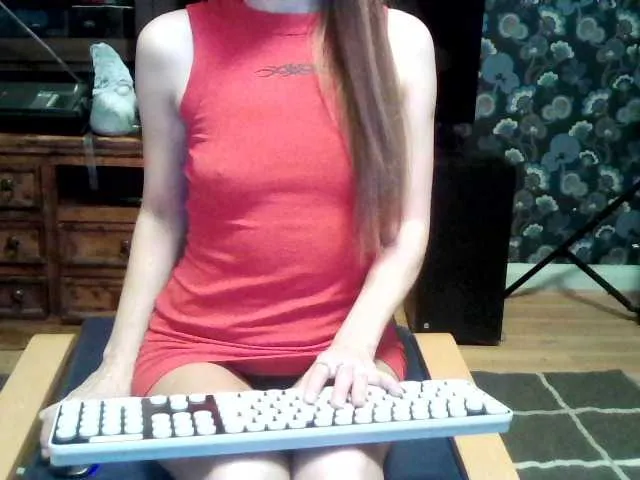 Live sex webcam photo for YourMariya #272070892