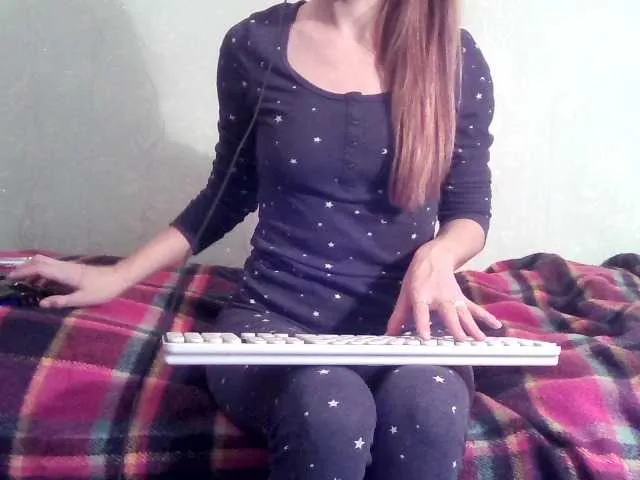 Live sex webcam photo for YourMariya #272236985