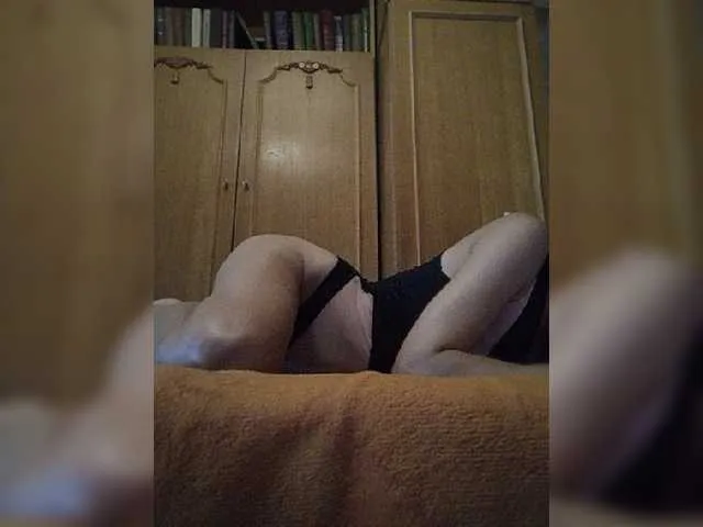 Live sex webcam photo for YourMariya #274439913