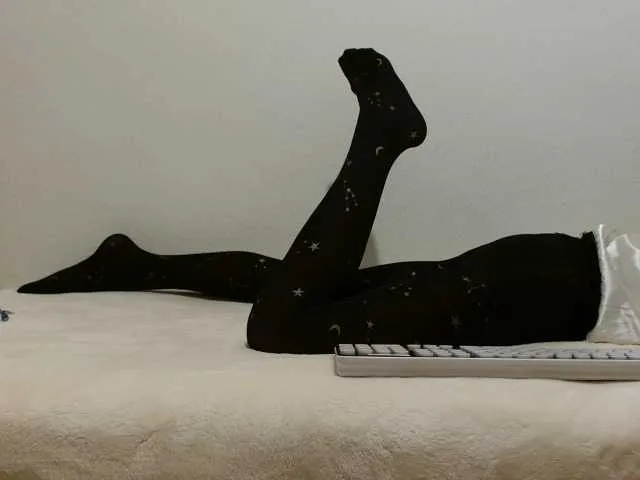Live sex webcam photo for YourMariya #276983570