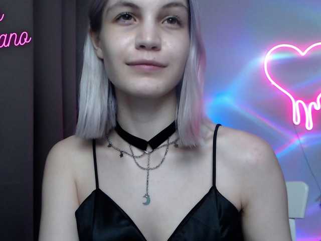 Live sex webcam photo for YourMisano #288042840