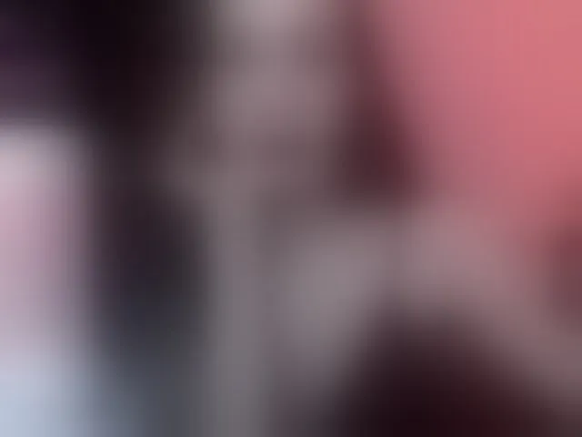 Live sex webcam photo for YourMisano #293032726