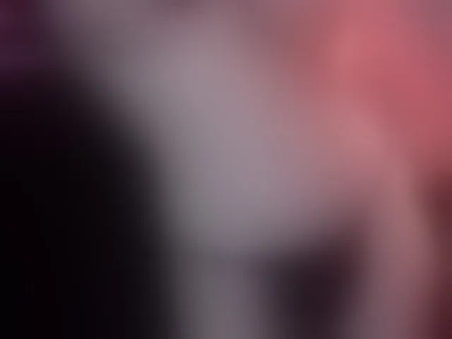 Live sex webcam photo for YourMisano #293938110