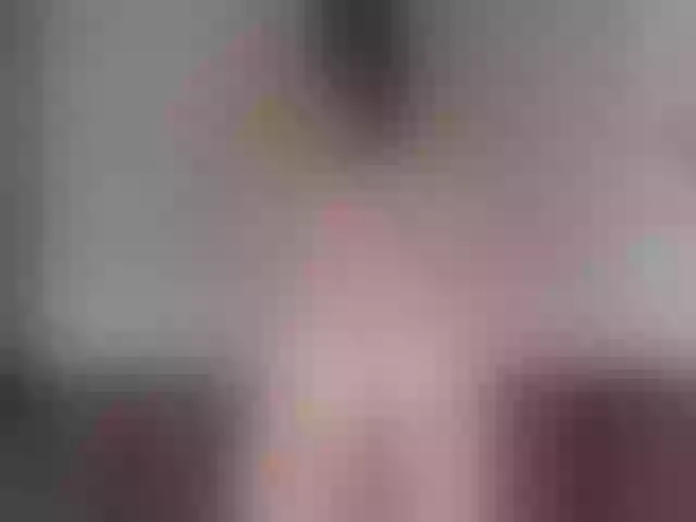 Live sex webcam photo for YourNymph #275552054