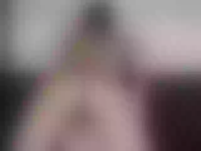 Live sex webcam photo for YourNymph #275958334