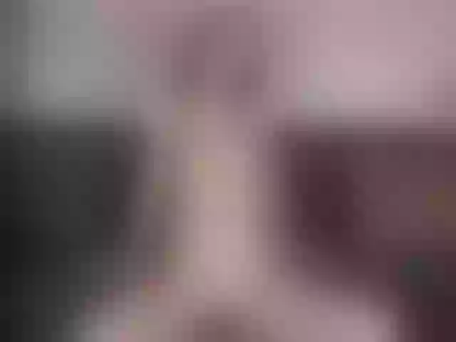 Live sex webcam photo for YourNymph #275974250