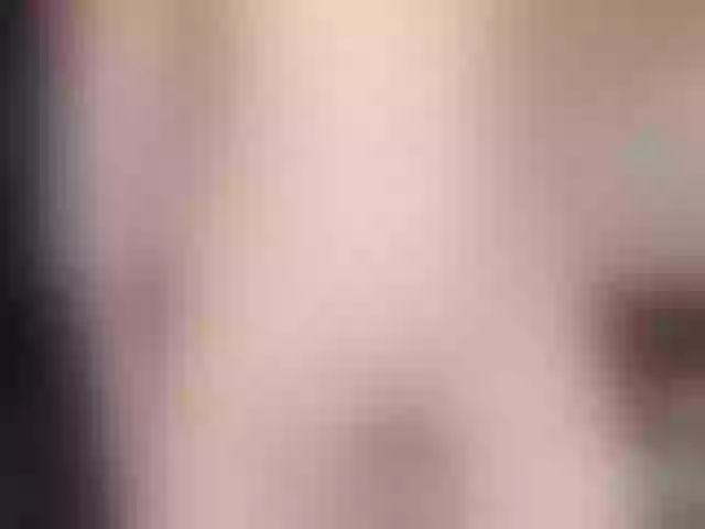 Live sex webcam photo for YourNymph #276074564