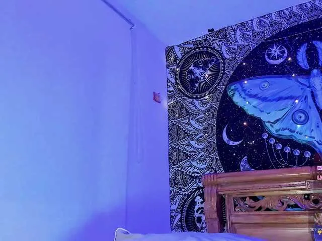 Live sex webcam photo for YourRosenrot #290852020