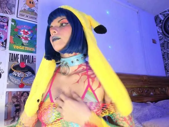 Live sex webcam photo for YourRosenrot #291990331