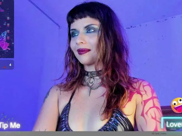 Live sex webcam photo for YourRosenrot #293610687