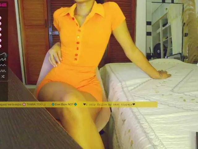 Live sex webcam photo for YourSally #274120725