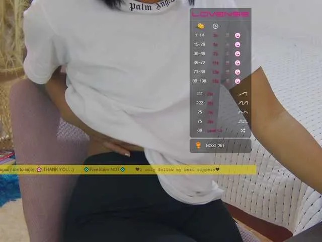 Live sex webcam photo for YourSally #274336564