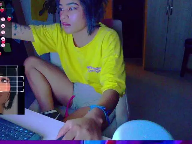 Live sex webcam photo for YourSally #276156130