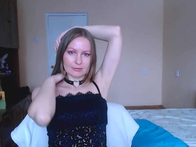 Live sex webcam photo for YourSpell #272252792