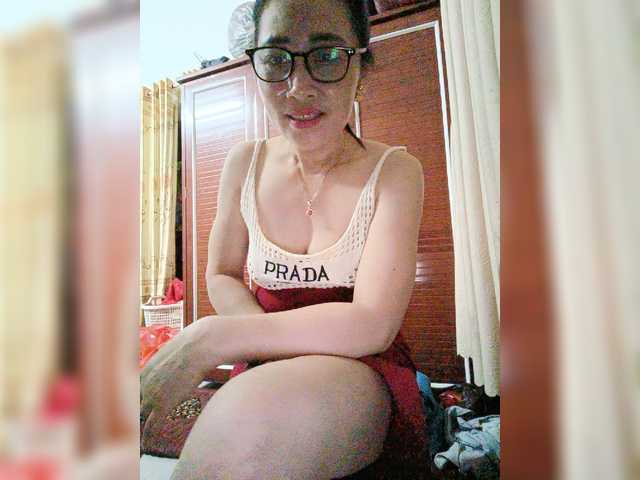 Live sex webcam photo for YourVietLover #277847425