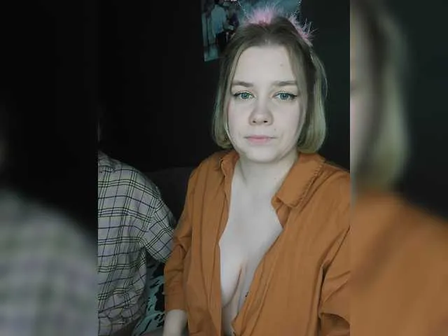 Live sex webcam photo for YourWitcher #288022448