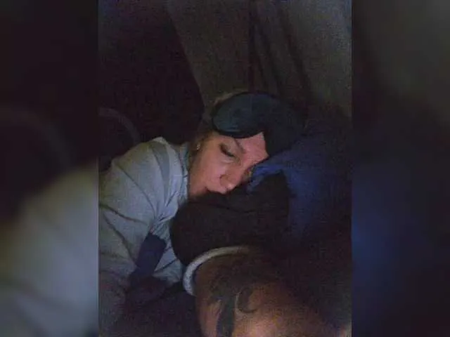 Live sex webcam photo for YourWitcher #291055379