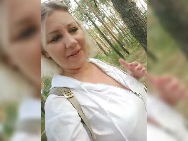 Live sex webcam photo for YourWitcher #291852734